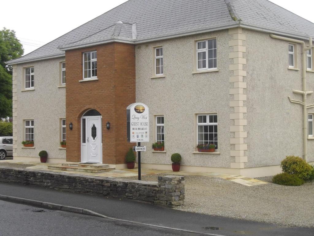 Quay West Ireland Bed and Breakfast Westport Eksteriør billede
