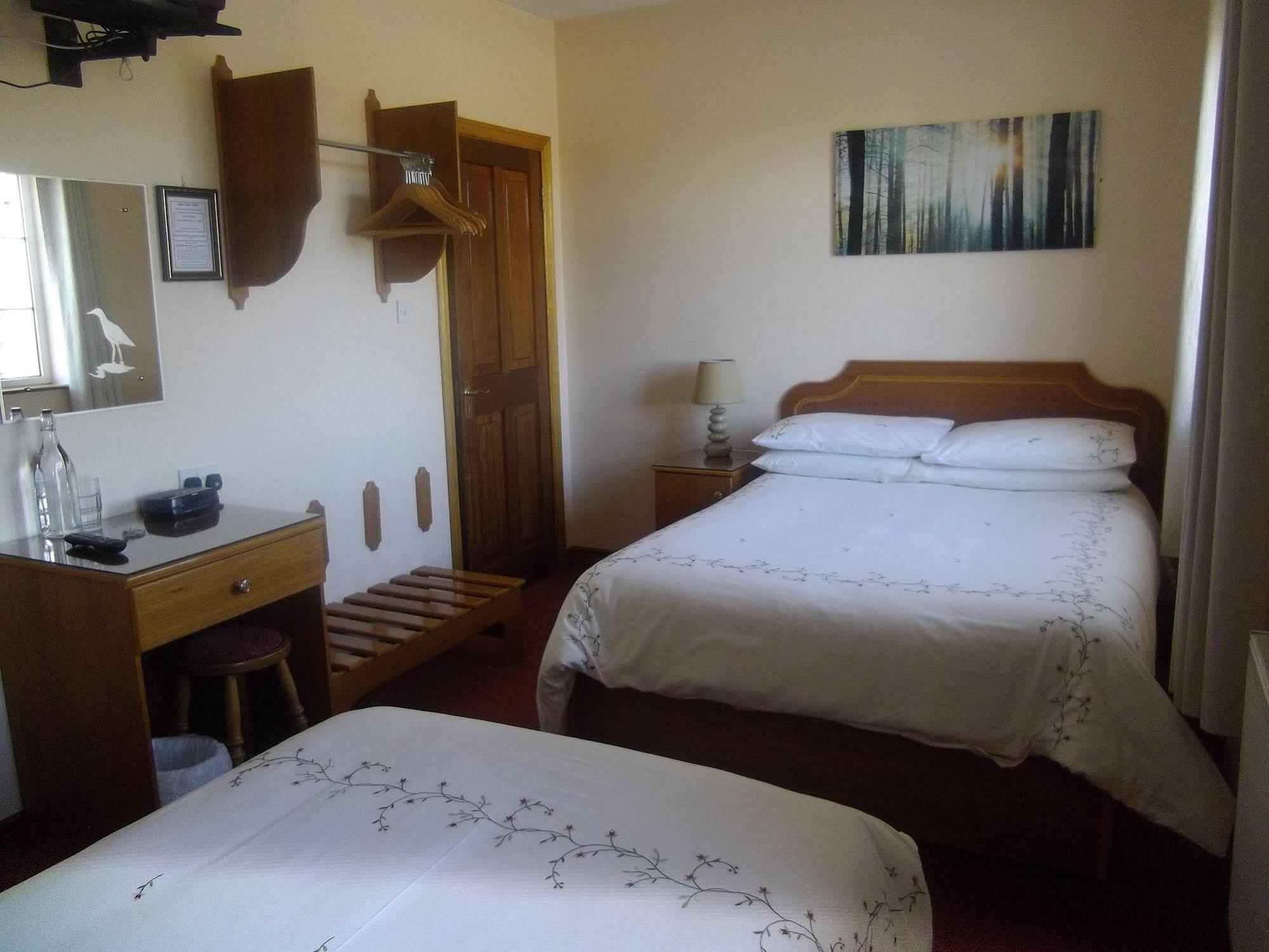 Quay West Ireland Bed and Breakfast Westport Eksteriør billede