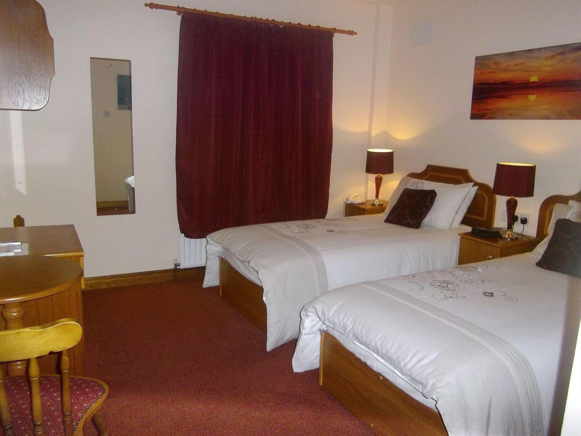 Quay West Ireland Bed and Breakfast Westport Eksteriør billede